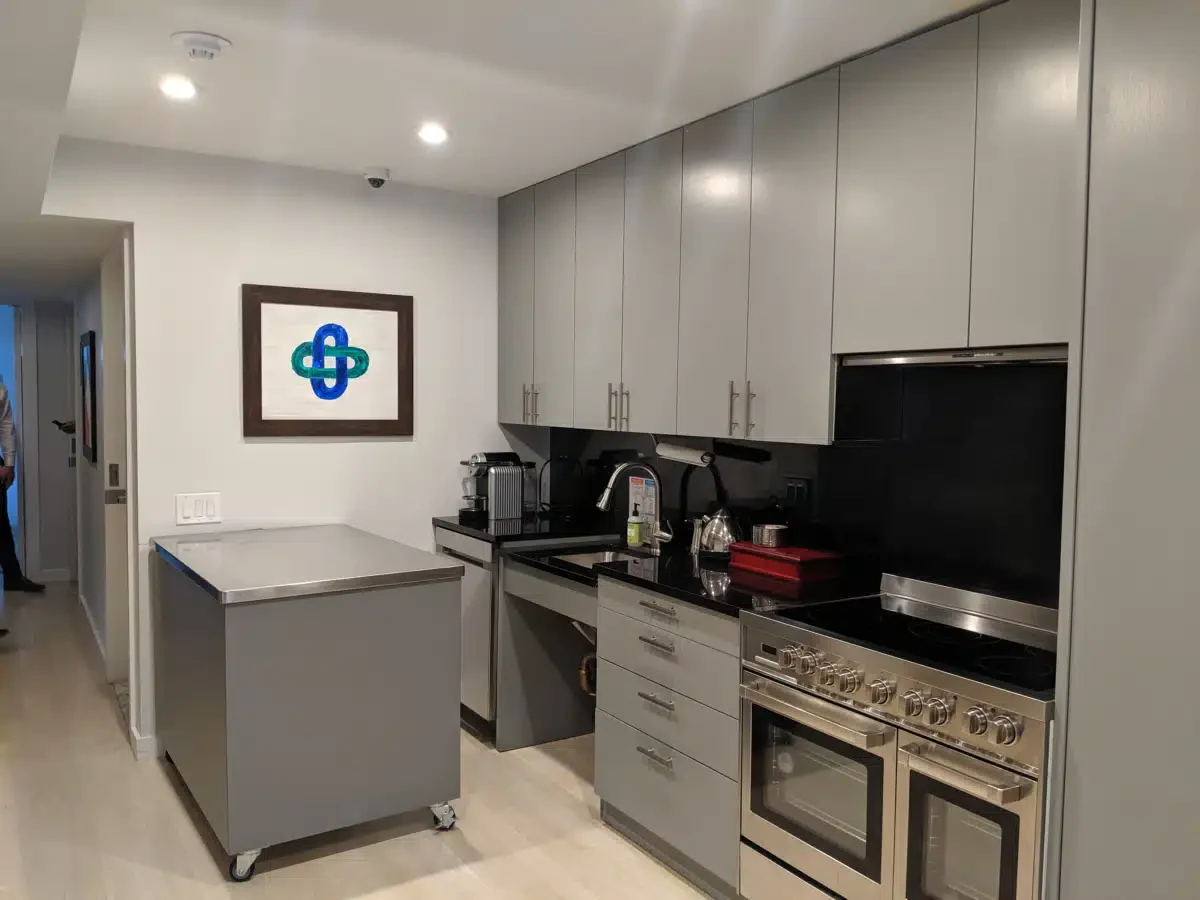 Ascendant New York - Thumbnail 5