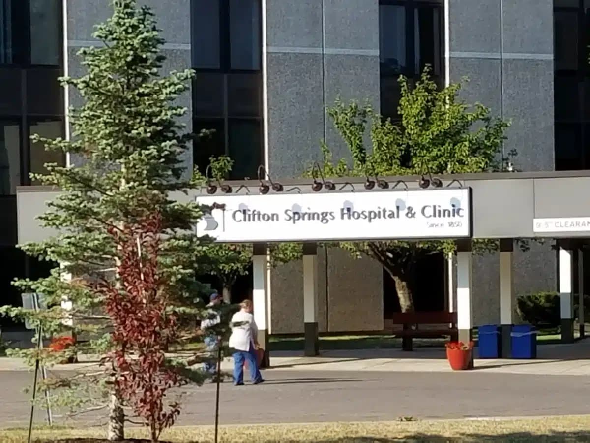 Clifton Springs Hosp Clinic - Thumbnail 7