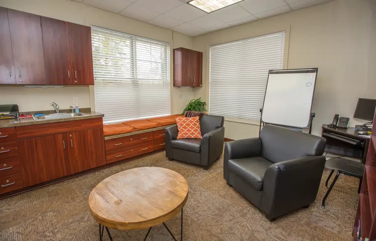 East Amherst Family Recovery Center - Thumbnail 8