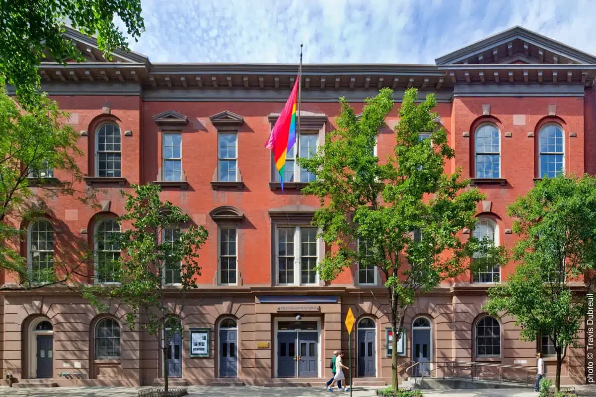 LGBT Community Center - Center Recovery (New York)