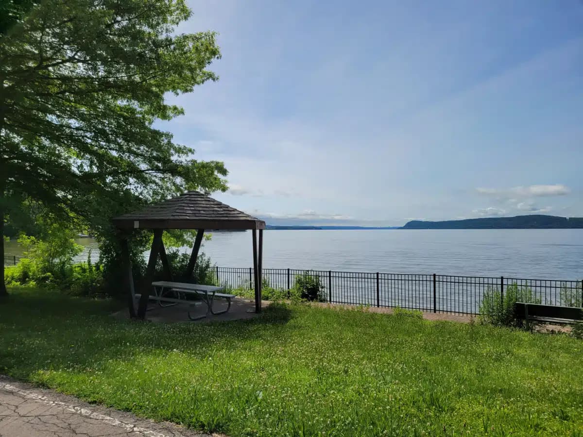 VA Hudson Valley Healthcare System - Thumbnail 3