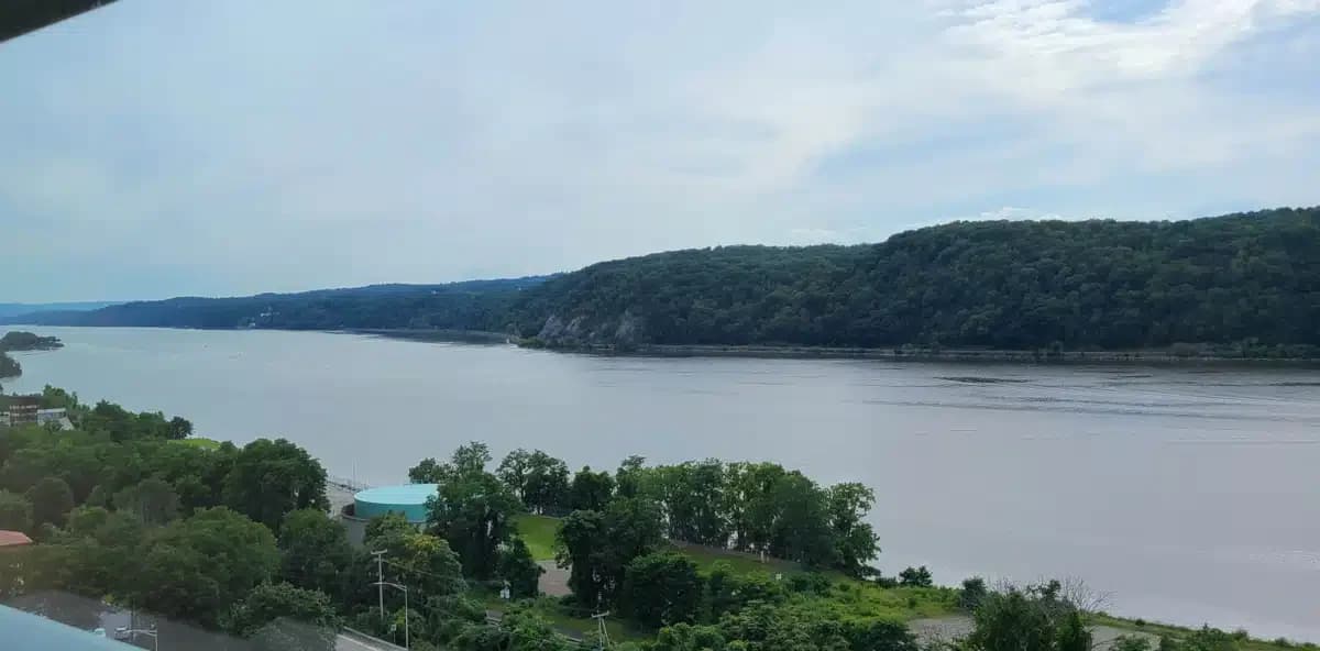 Westchester Medical Center - Thumbnail 6